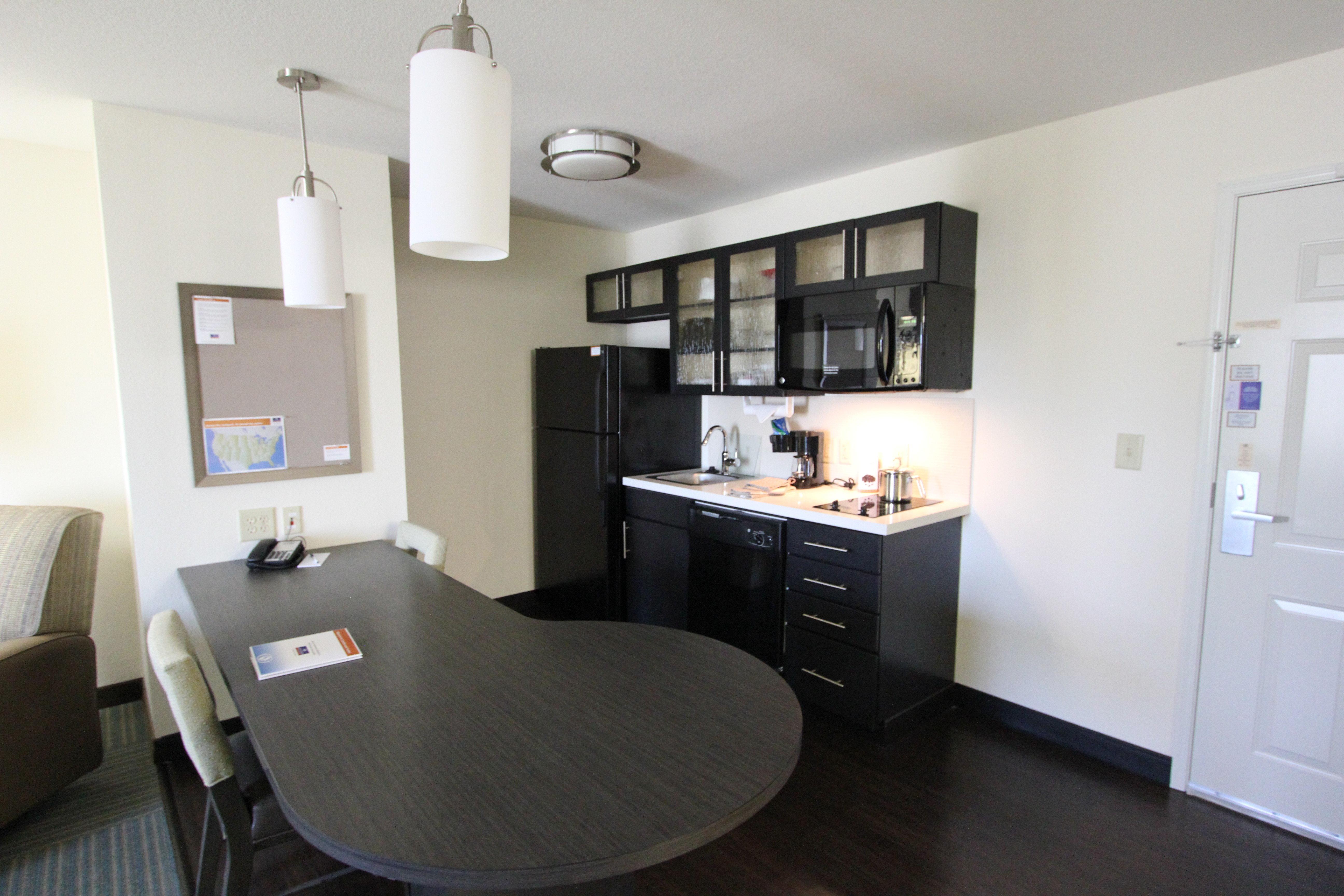 Candlewood Suites Greenville By Ihg Exteriör bild