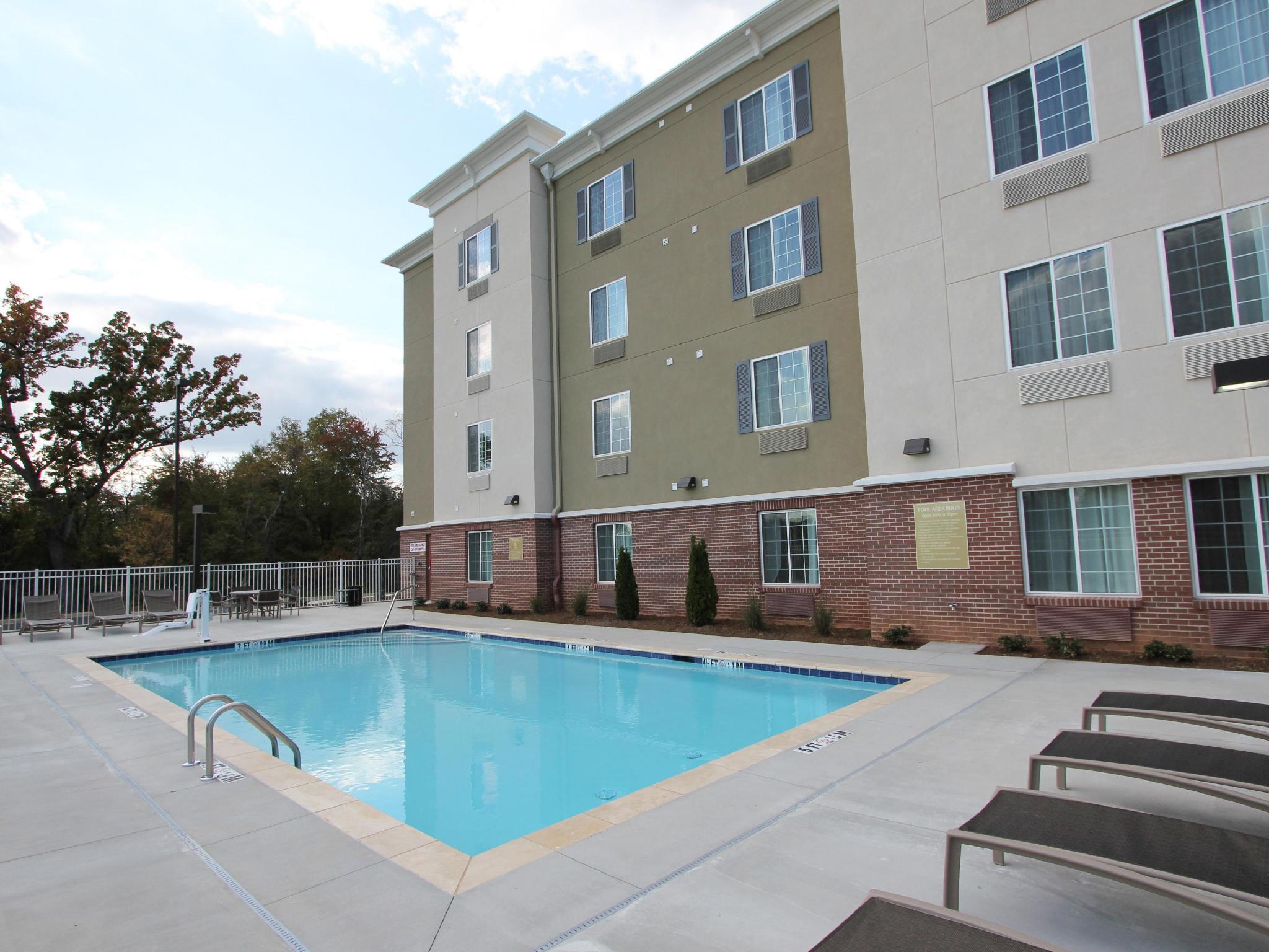 Candlewood Suites Greenville, An Ihg Hotel Exteriör bild